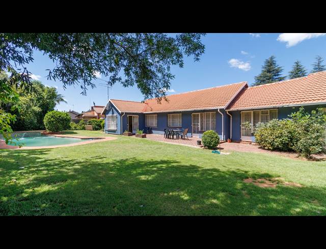4 BEDROOM FREESTANDING FOR SALE IN MULBARTON